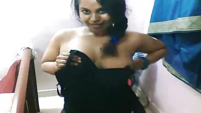 একটি নতুন বাংলা চুদাচুদি ছাত্র একটি সুন্দর milf fucks যে তার মায়ের জন্য উপযুক্ত
